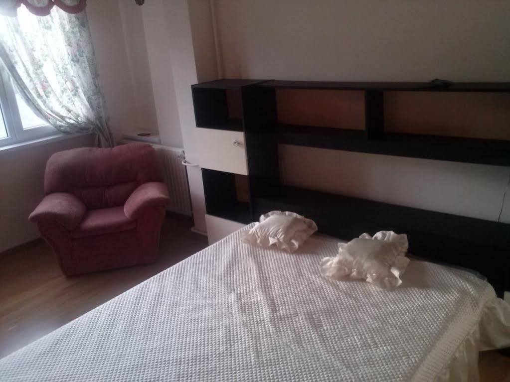 Apartment Marasha Plovdiv Buitenkant foto