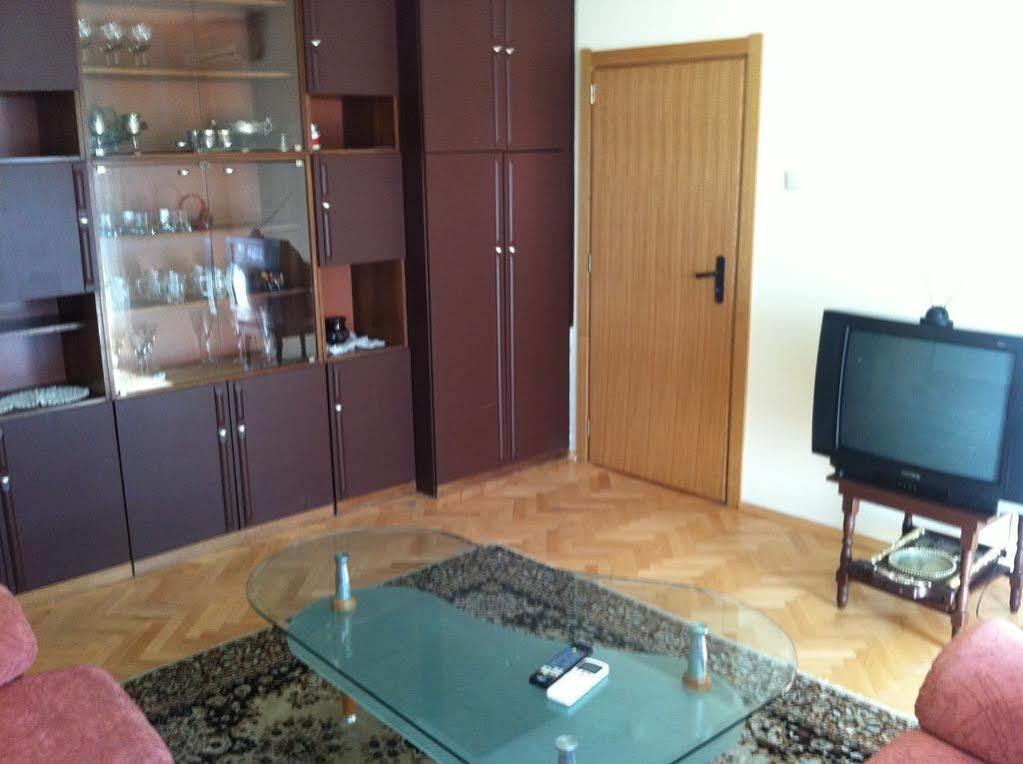 Apartment Marasha Plovdiv Buitenkant foto